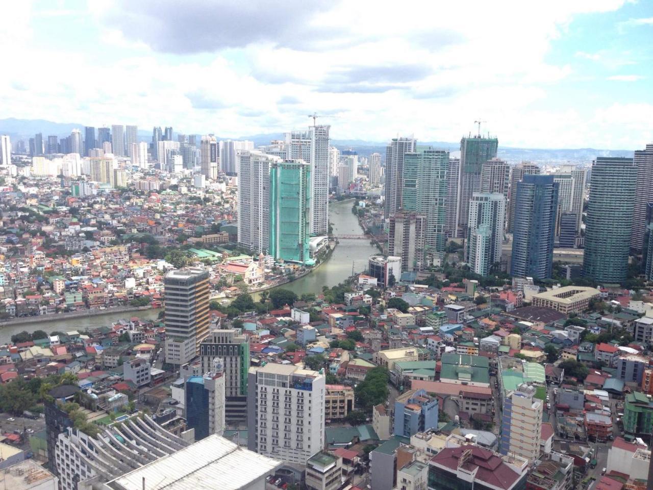 Seven Doors Aparthotels In Gramercy Makati Макати Экстерьер фото