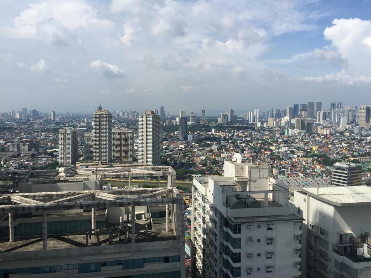 Seven Doors Aparthotels In Gramercy Makati Макати Экстерьер фото